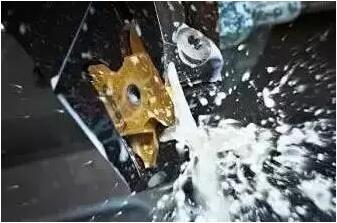 防止切削液發臭，還鋁合金壓鑄車間一個良好的環境