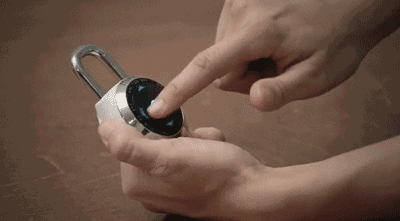 1600萬種密碼組合，科技感十足的觸控密碼鎖